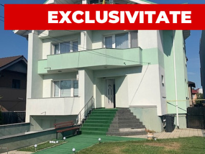 Vila de vanzare, 12 camere, zona Nord, Bacau