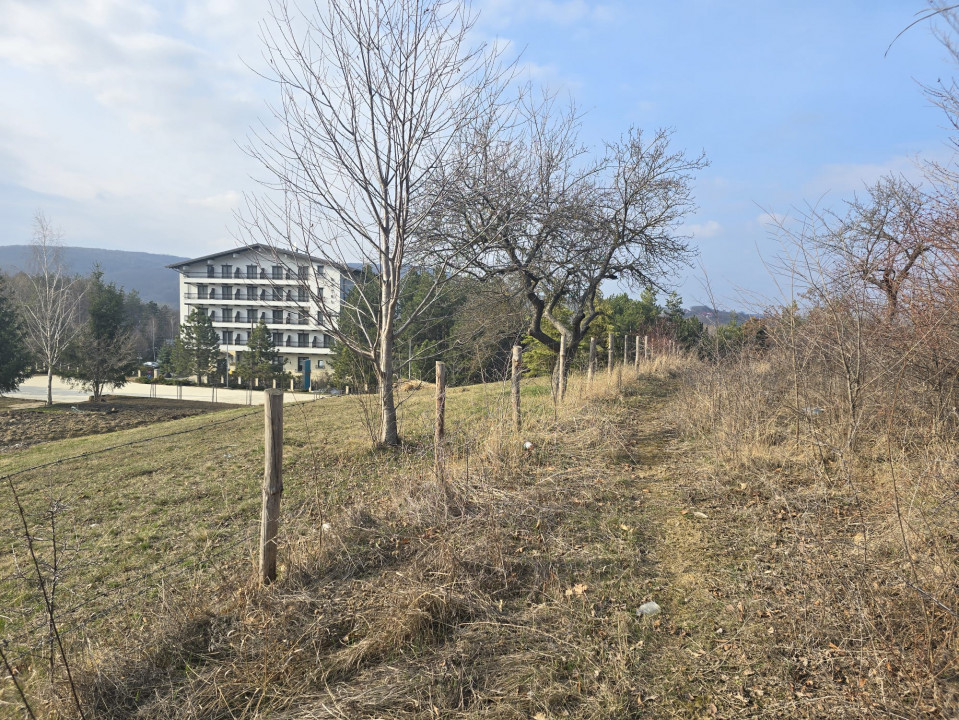 Teren de vanzare in Magura, hotel Helen - super priveliste 