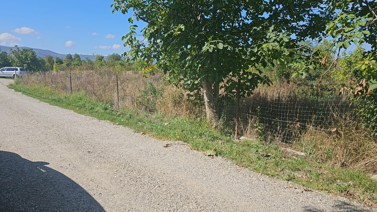  Loturi teren intravilan de vanzare, str. 2 Stejari Zona Auchan 600, 700, 900 mp