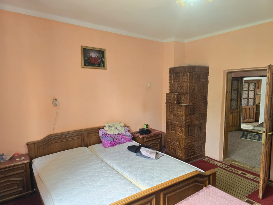 Casa de vanzare in oras cartier CFR cu 550 mp teren sau schimb cu apartament