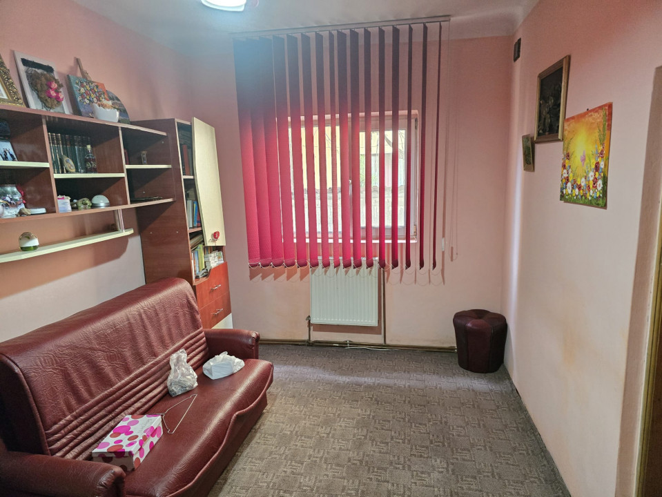 Casa de vanzare in oras cartier CFR cu 550 mp teren sau schimb cu apartament