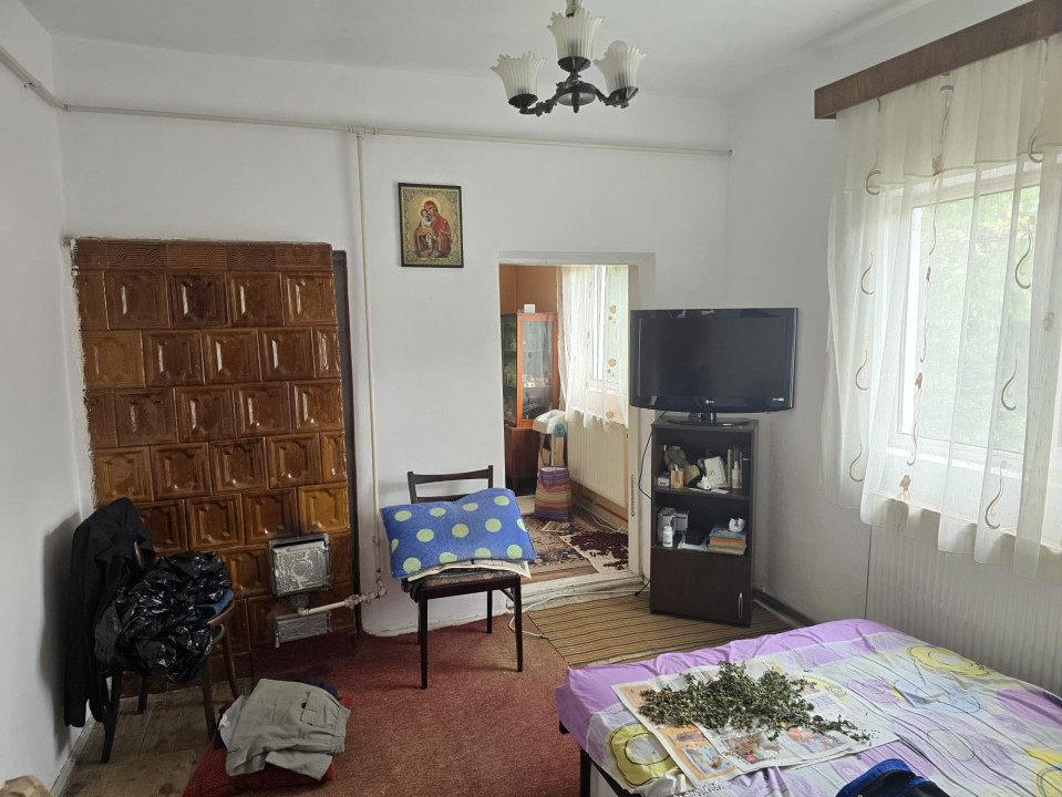 Casa de vanzare in oras cartier CFR cu 550 mp teren sau schimb cu apartament