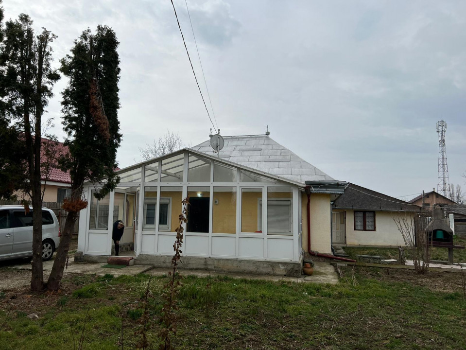 Casa de vanzare in Dumbrava Bacau cu 1100 mp 