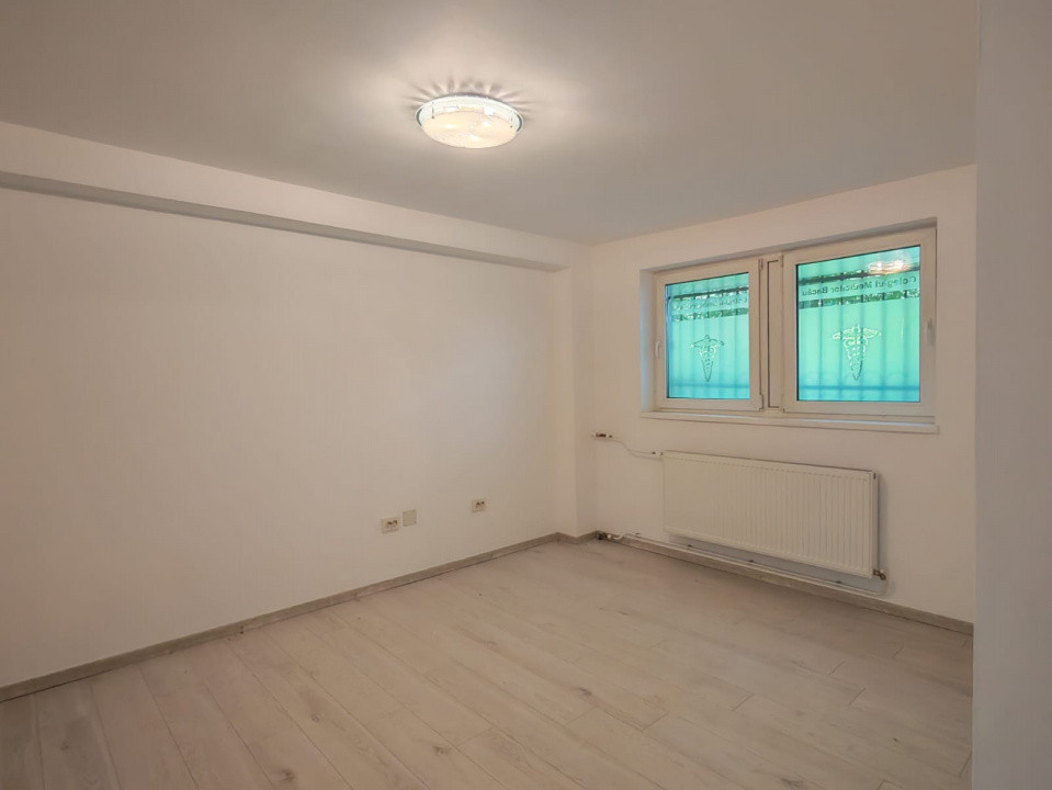 Ideal pentru birou/salon/cabinet /inchiriere !!!