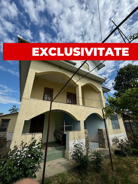 Casa cu etaj de vanzare sat Beresti, com. Sascut, jud. Bacau