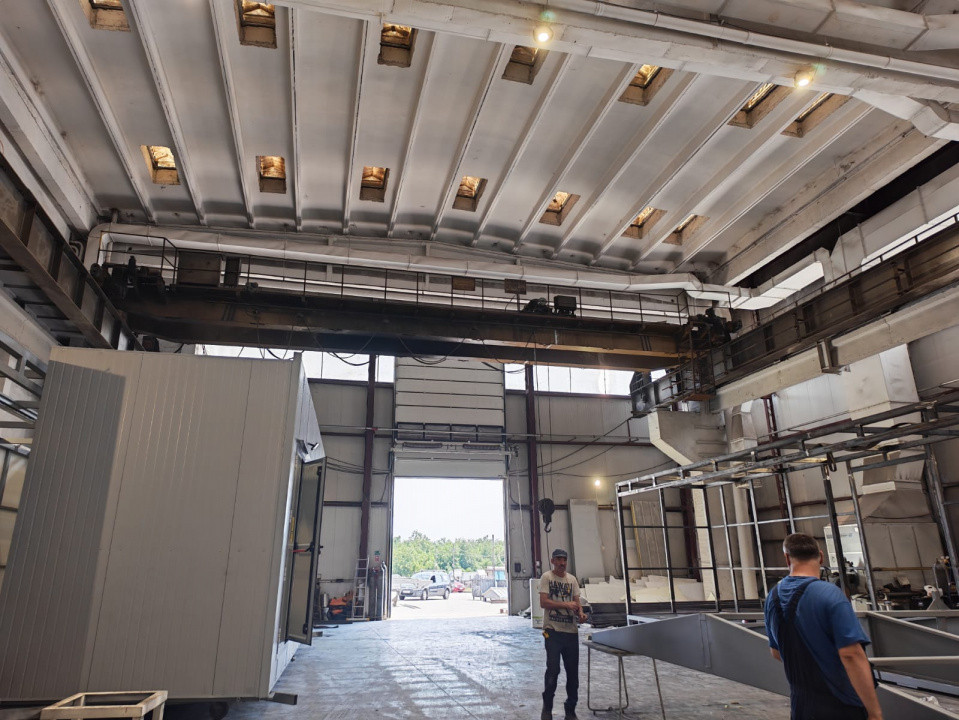 Hale industriale si birouri de inchiriat!! 575-3855 mp