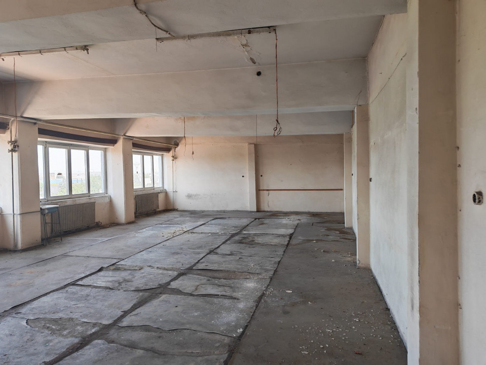 Hale industriale si birouri de inchiriat!! 575-3855 mp