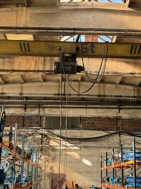 Vanzare/inchiriere 1-3 HALE si 1 cladire BIROURI, zona industriala mun. VASLUI 