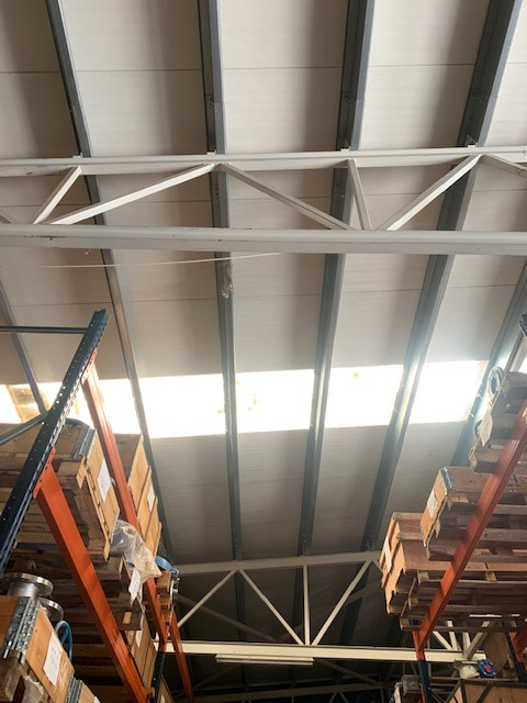 Hala de vanzare, an 2008, zona industriala Bacau