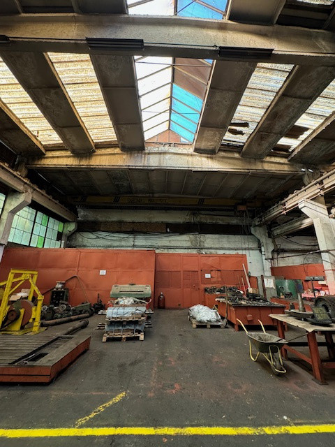 Vanzare/inchiriere FABRICA cu 3 HALE si BIROURI, zona industriala mun. VASLUI