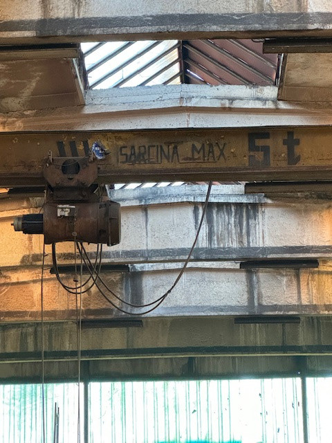 Vanzare/inchiriere FABRICA cu 3 HALE si BIROURI, zona industriala mun. VASLUI