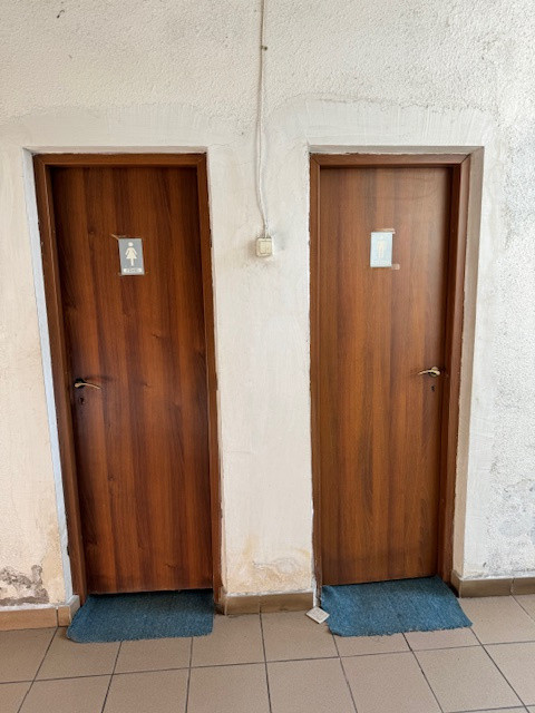 Vanzare/inchiriere FABRICA cu 3 HALE si BIROURI, zona industriala mun. VASLUI