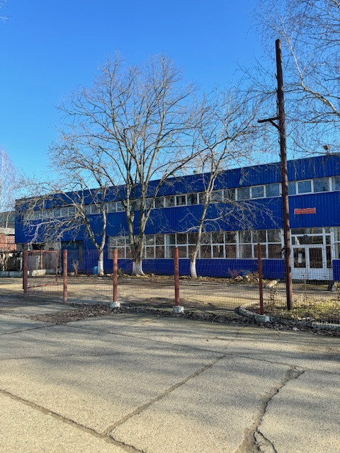 Vanzare/inchiriere FABRICA cu 3 HALE si BIROURI, zona industriala mun. VASLUI