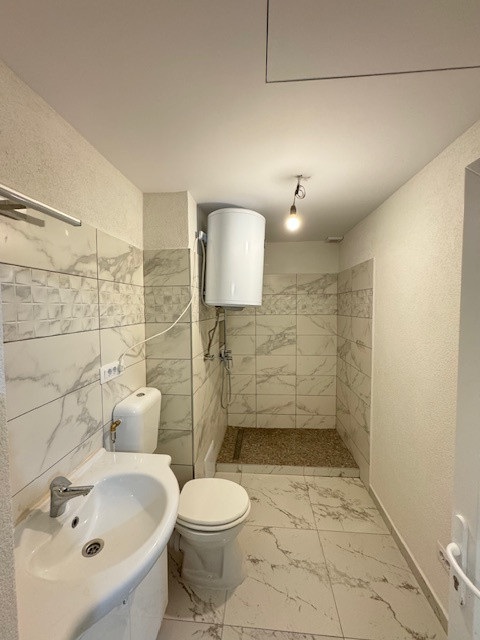 Spatiu comercial de vanzare, central, BUHUSI, jud. Bacau