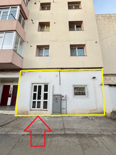 Spatiu comercial de vanzare, central, BUHUSI, jud. Bacau