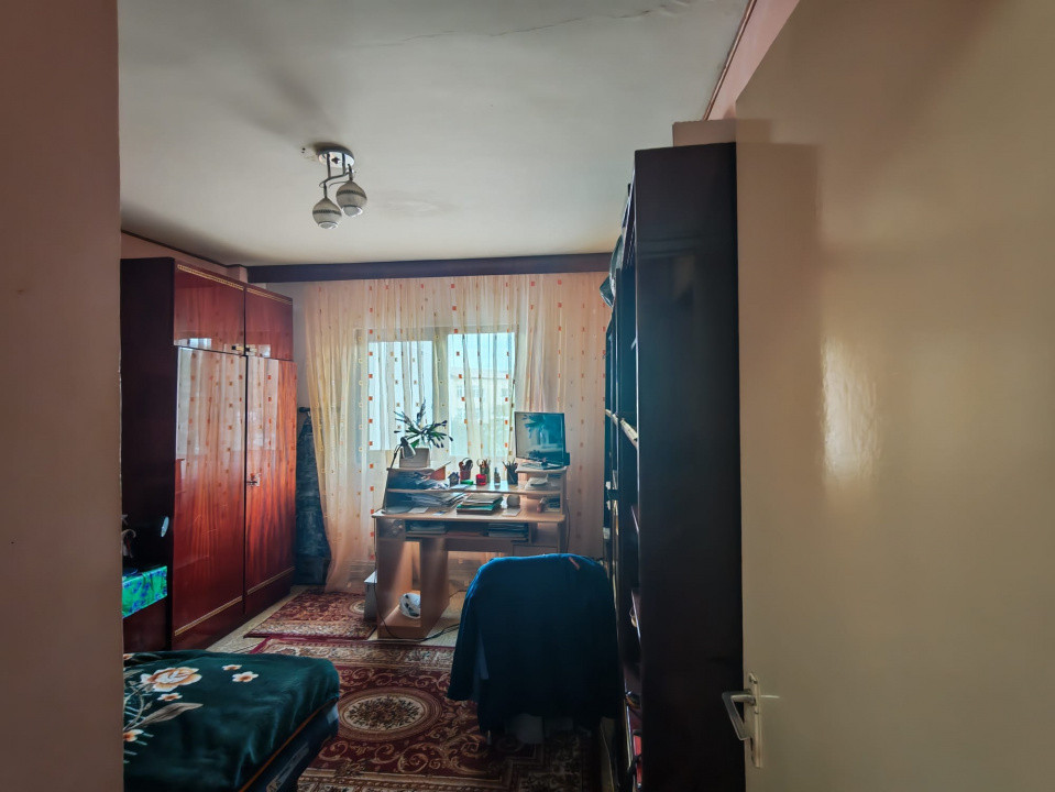 Apartament 3 camere str Emil Racovita