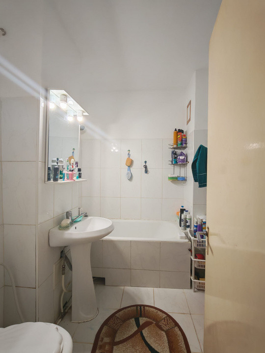Apartament 3 camere str Emil Racovita