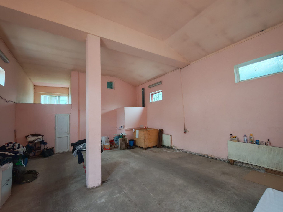 Hala vanzare Calea Republicii