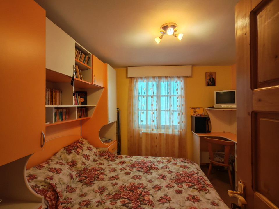 Cladire mixta Sarata Bai