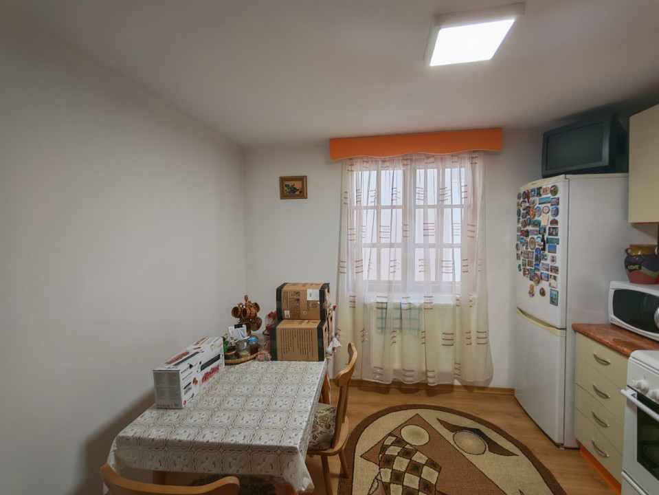 Cladire mixta Sarata Bai