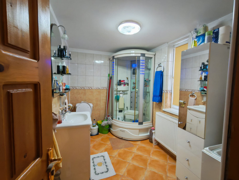 Cladire mixta Sarata Bai