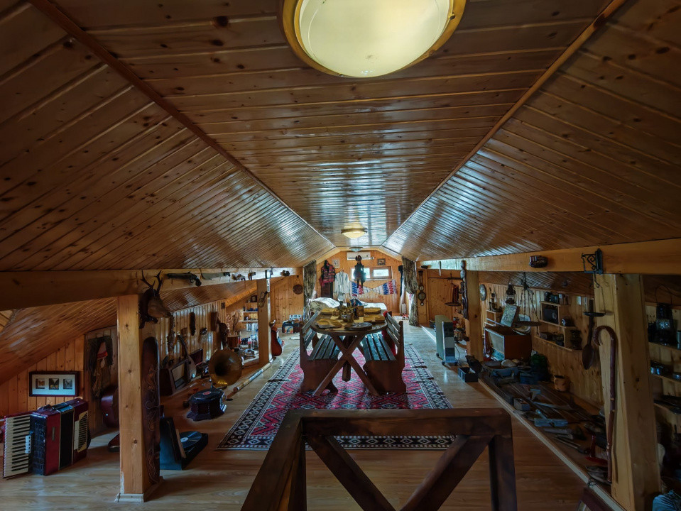 Cladire mixta Sarata Bai