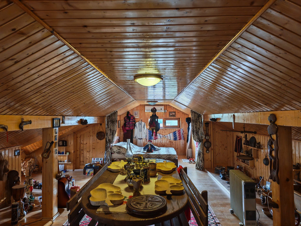 Cladire mixta Sarata Bai