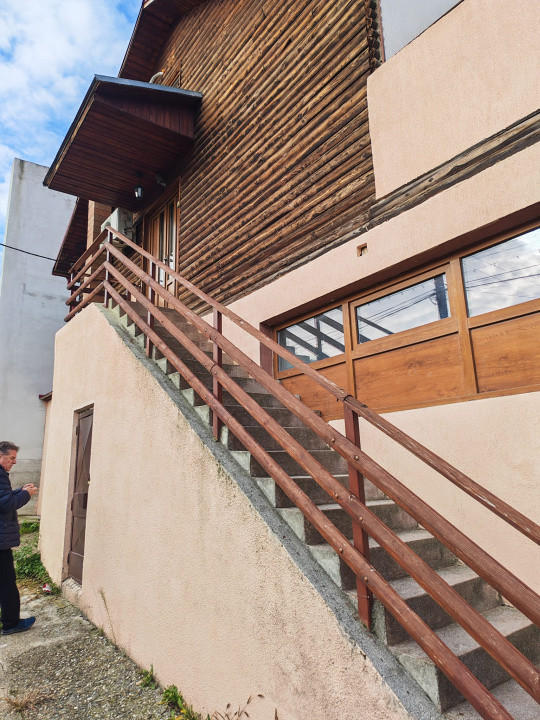 Cladire mixta Sarata Bai