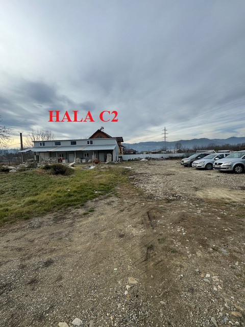 Teren 4.325 mp cu 2 hale, inchiriere/vanzare, Comanesti, jud. Bacau