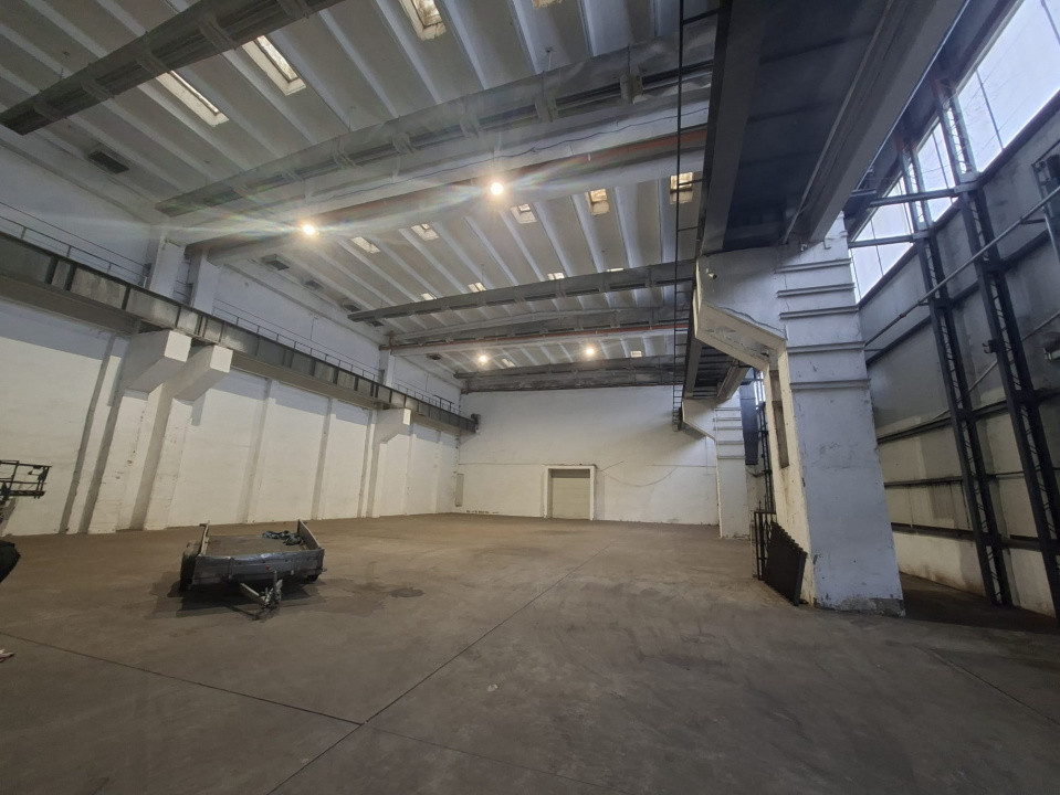 HALE INDUSTRIALE de inchiriat cu birouri, parcari, platforme betonate, acces tir