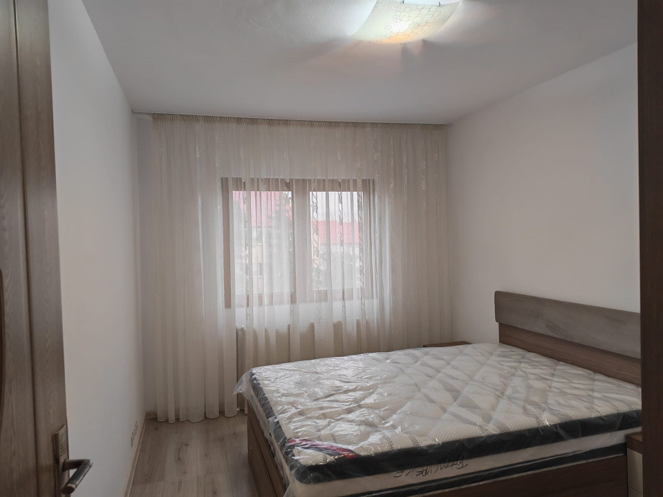 3 camere Bistrita Lac renovat recent