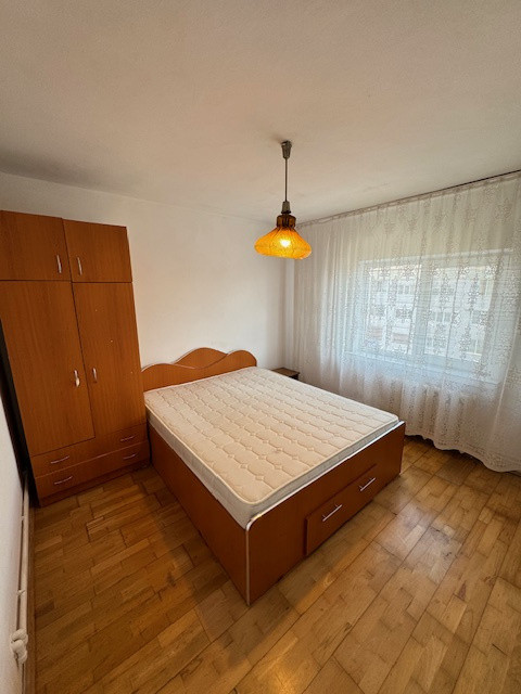 Apartament 2 camere de vanzare, str. Ardealului, Bacau