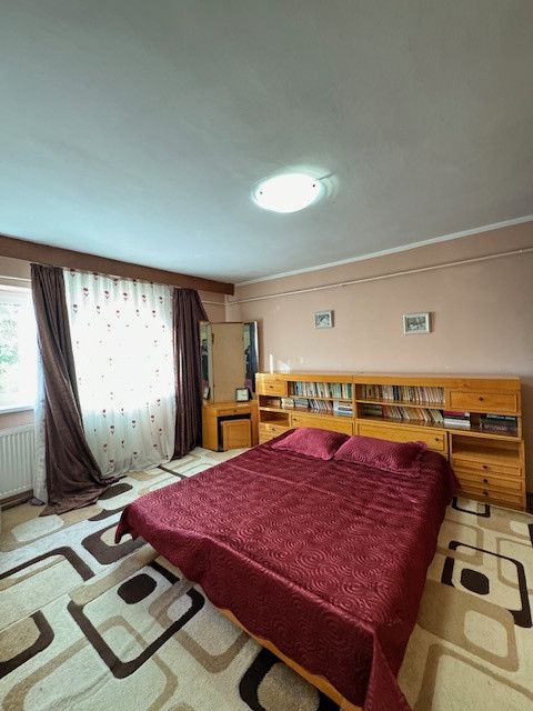 Apartament 3 camere de vanzare, ULTRACENTRAL,  str. Marasesti,  Bacau