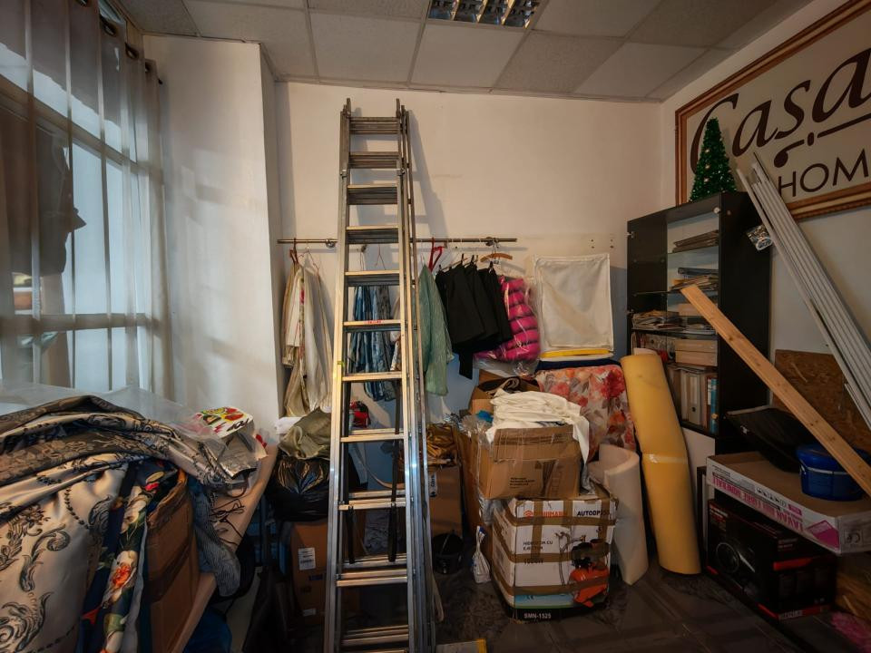 Spatii comerciale de vanzare