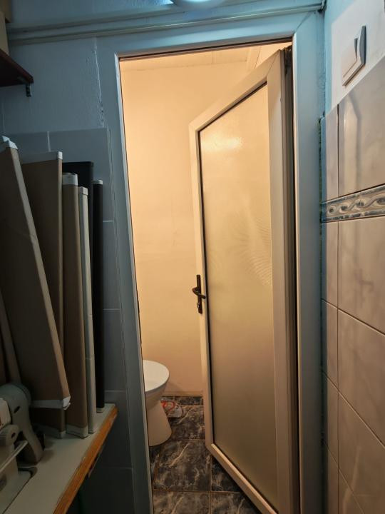 Spatii comerciale de vanzare