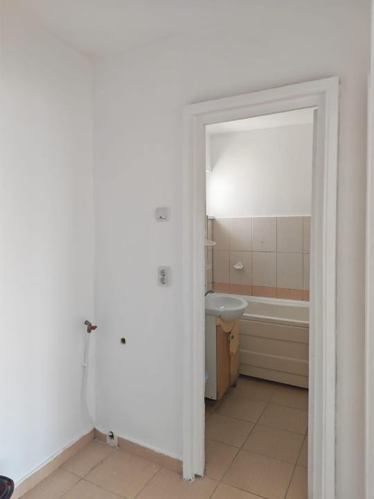 Apartament 3 camere zona Zimbru