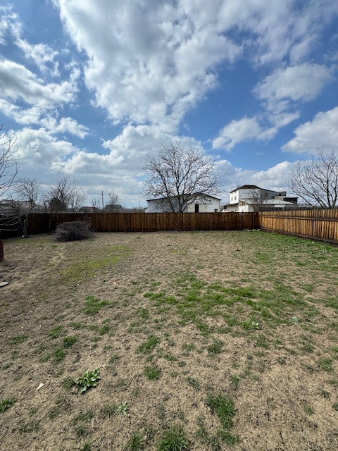 Casa cu 1.052 mp teren, SASCUT,  jud. Bacau