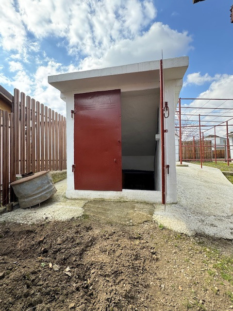 Casa cu 1.052 mp teren, SASCUT,  jud. Bacau