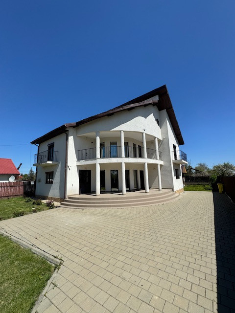 Vila P+2 de vanzare, loc. Dumbrava, com. Itesti, Jud. Bacau