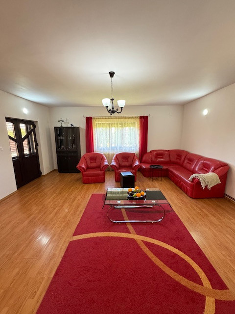 Vila P+2 de vanzare, loc. Dumbrava, com. Itesti, Jud. Bacau