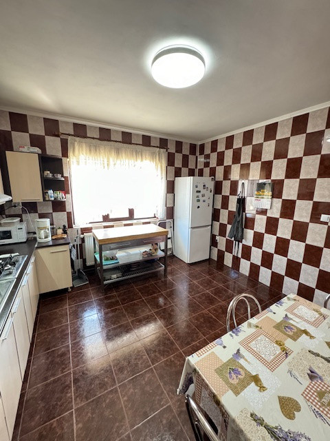 Vila P+2 de vanzare, loc. Dumbrava, com. Itesti, Jud. Bacau