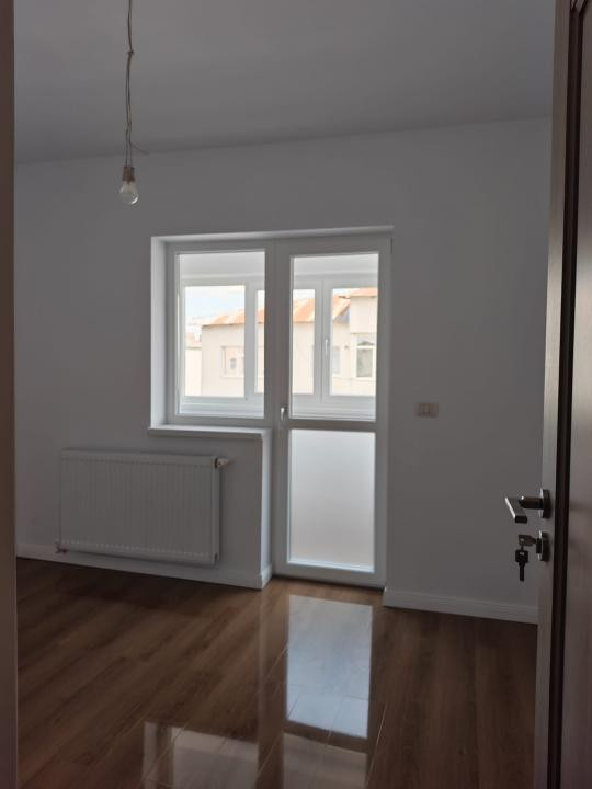 3 camere decomandate Mioritei renovat