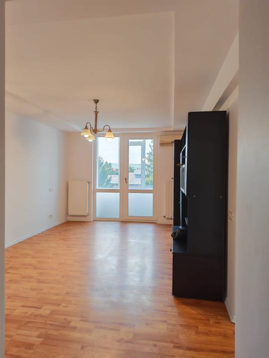 Apartament 3 camere decomandate Razboieni