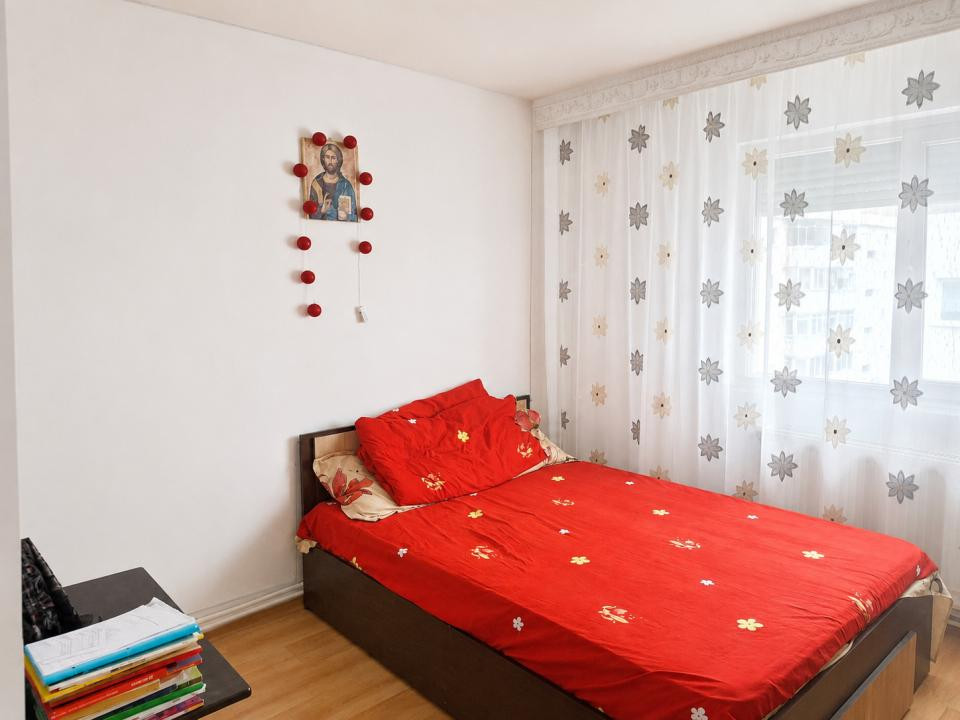Apartament 3 camere decomandat, 71 mp–zona Mioriței, ideal pentru familie etaj 3
