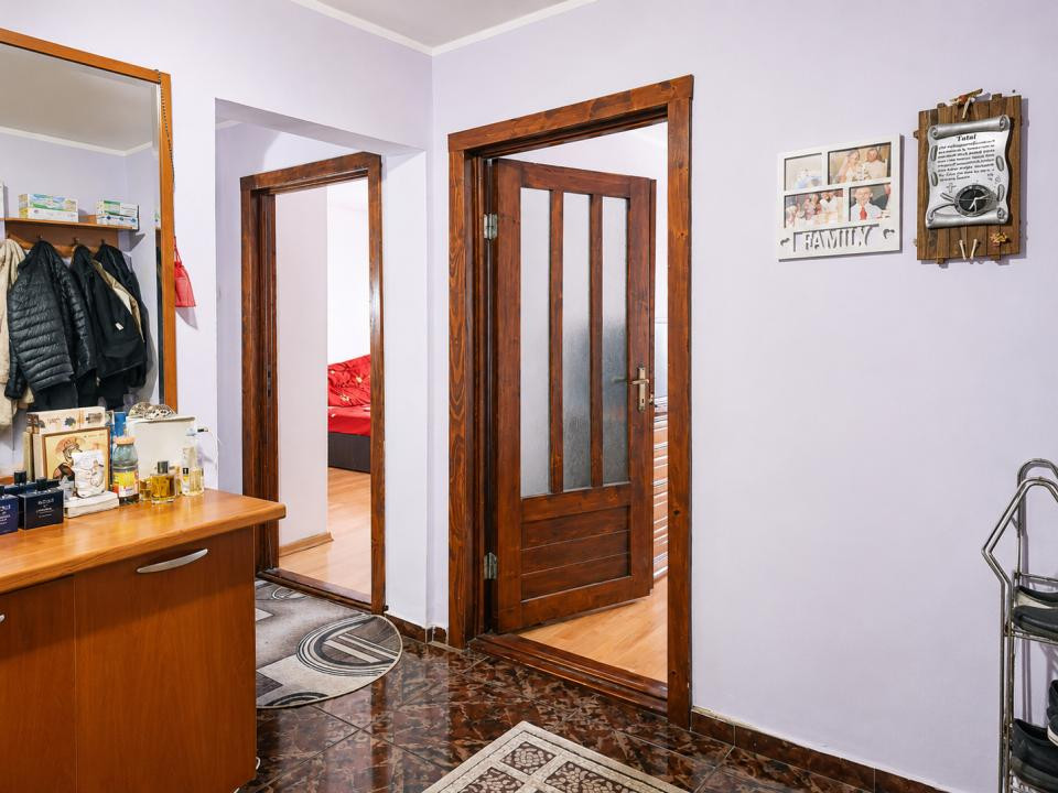Apartament 3 camere decomandat, 71 mp–zona Mioriței, ideal pentru familie etaj 3