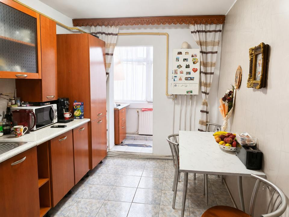 Apartament 3 camere decomandat, 71 mp–zona Mioriței, ideal pentru familie etaj 3