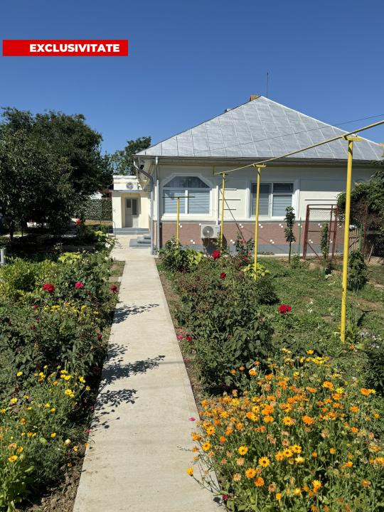 Casa renovata cu 1.052 mp teren, SASCUT(Targusor),  jud. Bacau