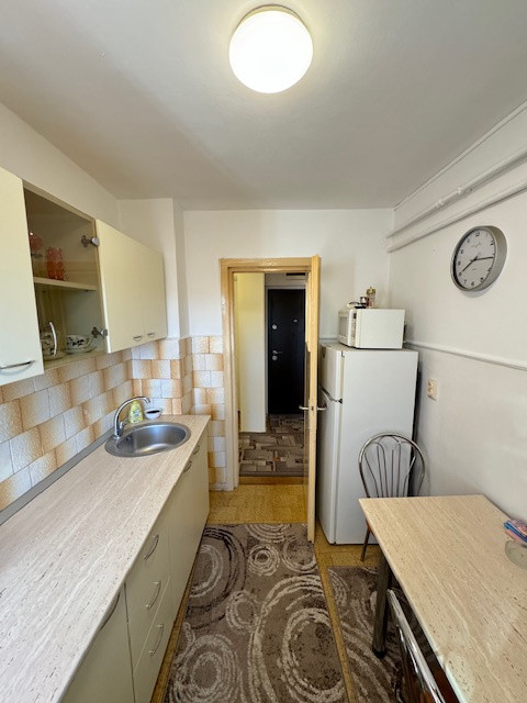 Apartament 3 camere de vanzare, ULTRACENTRAL,  str. Marasesti,  Bacau