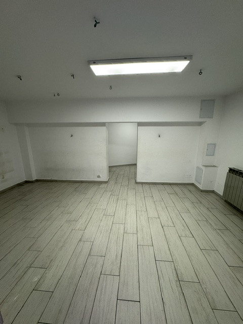 Spatiu comercial de inchiriat, str. Logofat Tautu, Bacau