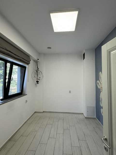 Spatiu comercial de inchiriat, str. Logofat Tautu, Bacau